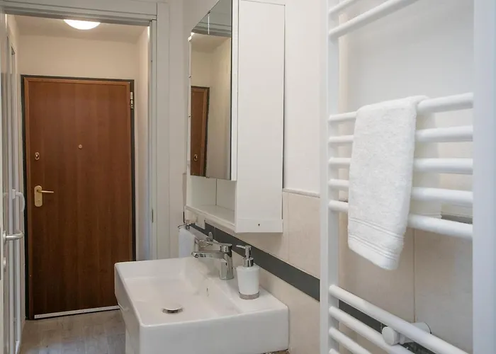 Apartment Dalia's Garden And Private Parking